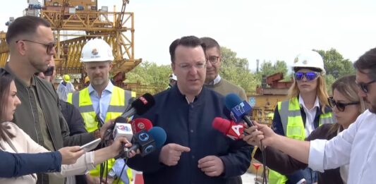 Николоски: Следната година ќе се вози по една летна на автопатот Битола-Прилеп