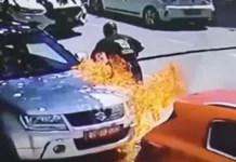 Поднесена кривична пријава за опожарувањето на дипломатските возила во Скопје