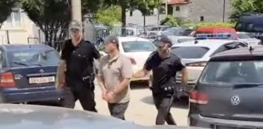 Во тек е полициска акција во Гостивар, уапсени директорката и менаџментот во ЈП „Комуналец“